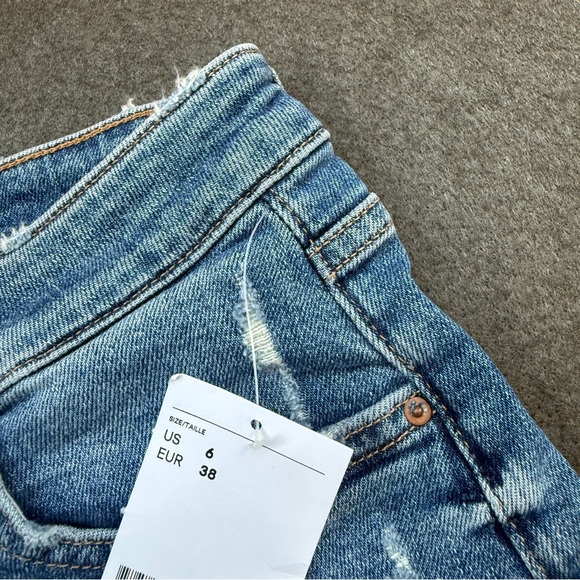 H&M Denim Blue women's Distressed Shorts size 6 mini pockets nwt  A5 - Picture 3 of 5
